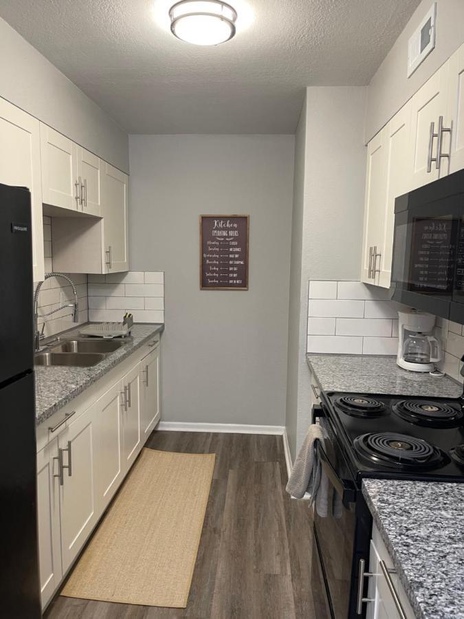 The Delores - 2 Bedroom Apt In Quilt Town, Usa Hamilton Exterior foto